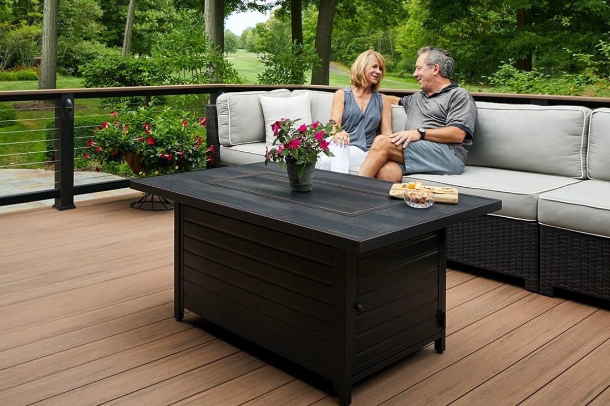 custom deck design services