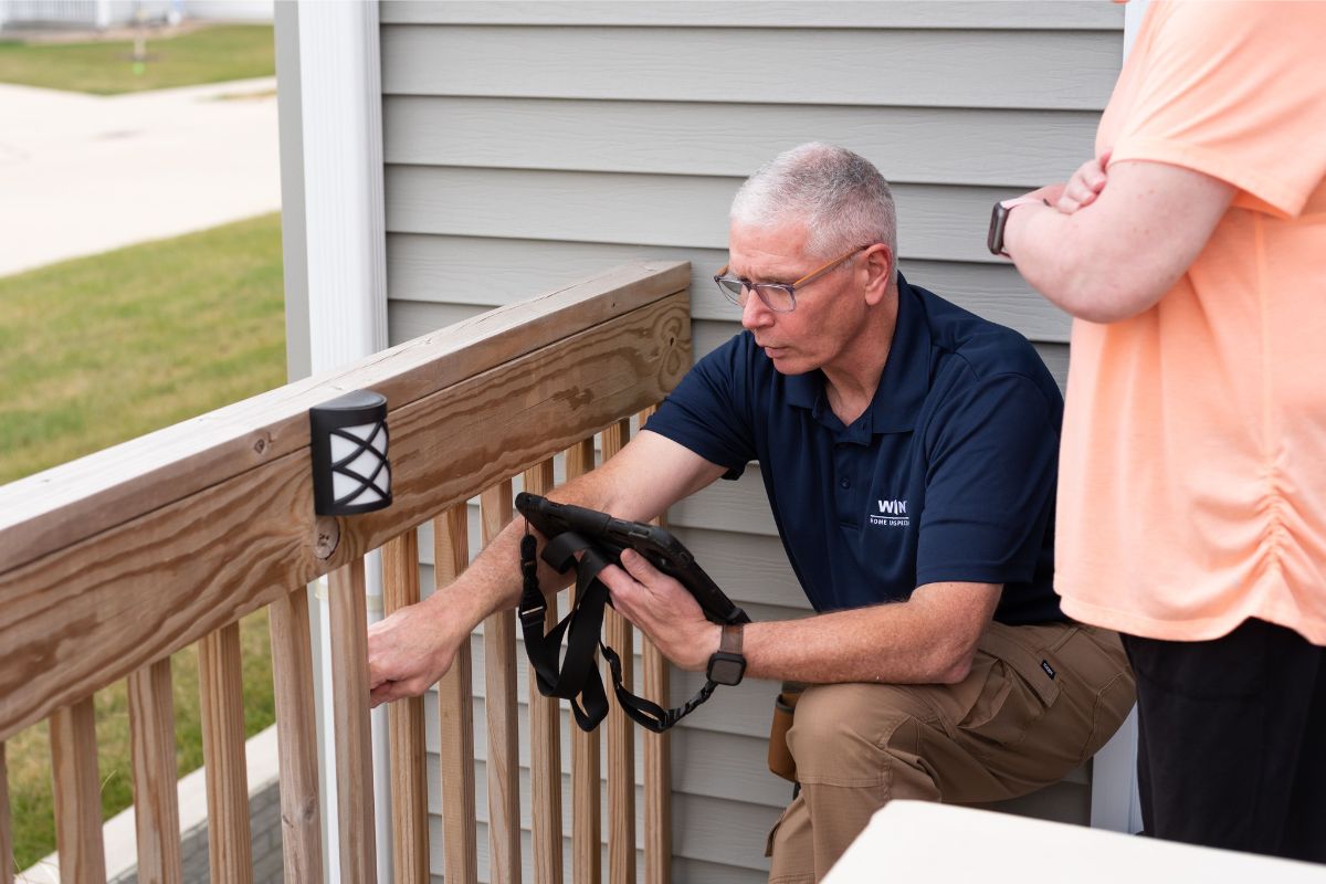 Deck inspecting services